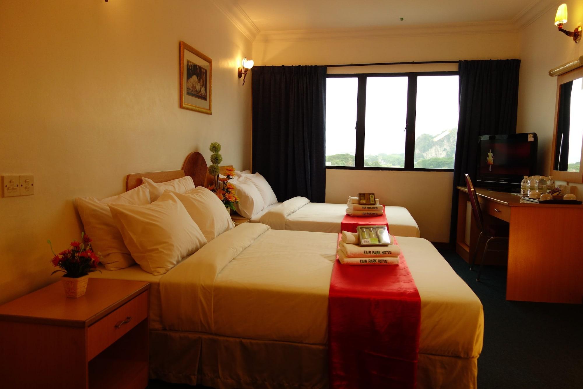 Fair Park Hotel Ίπο Εξωτερικό φωτογραφία